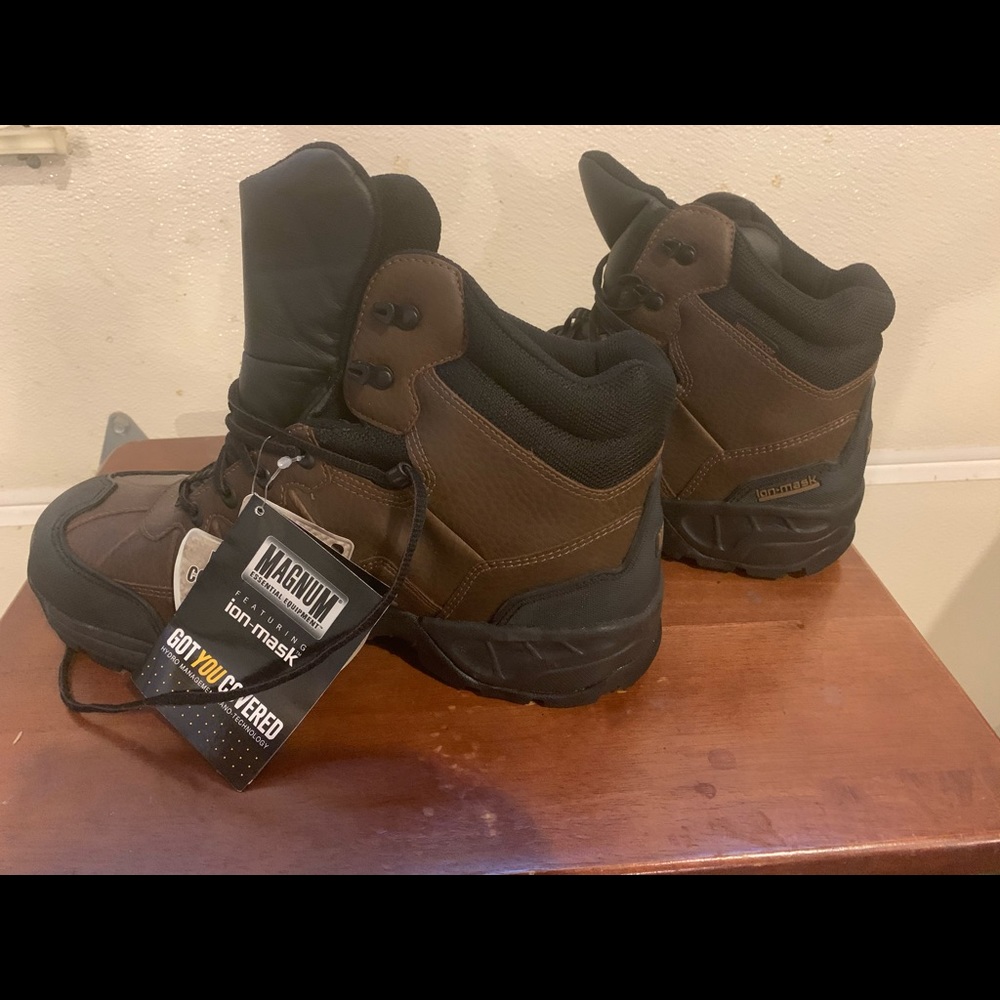 Magnum Essential Equipment Work Boot